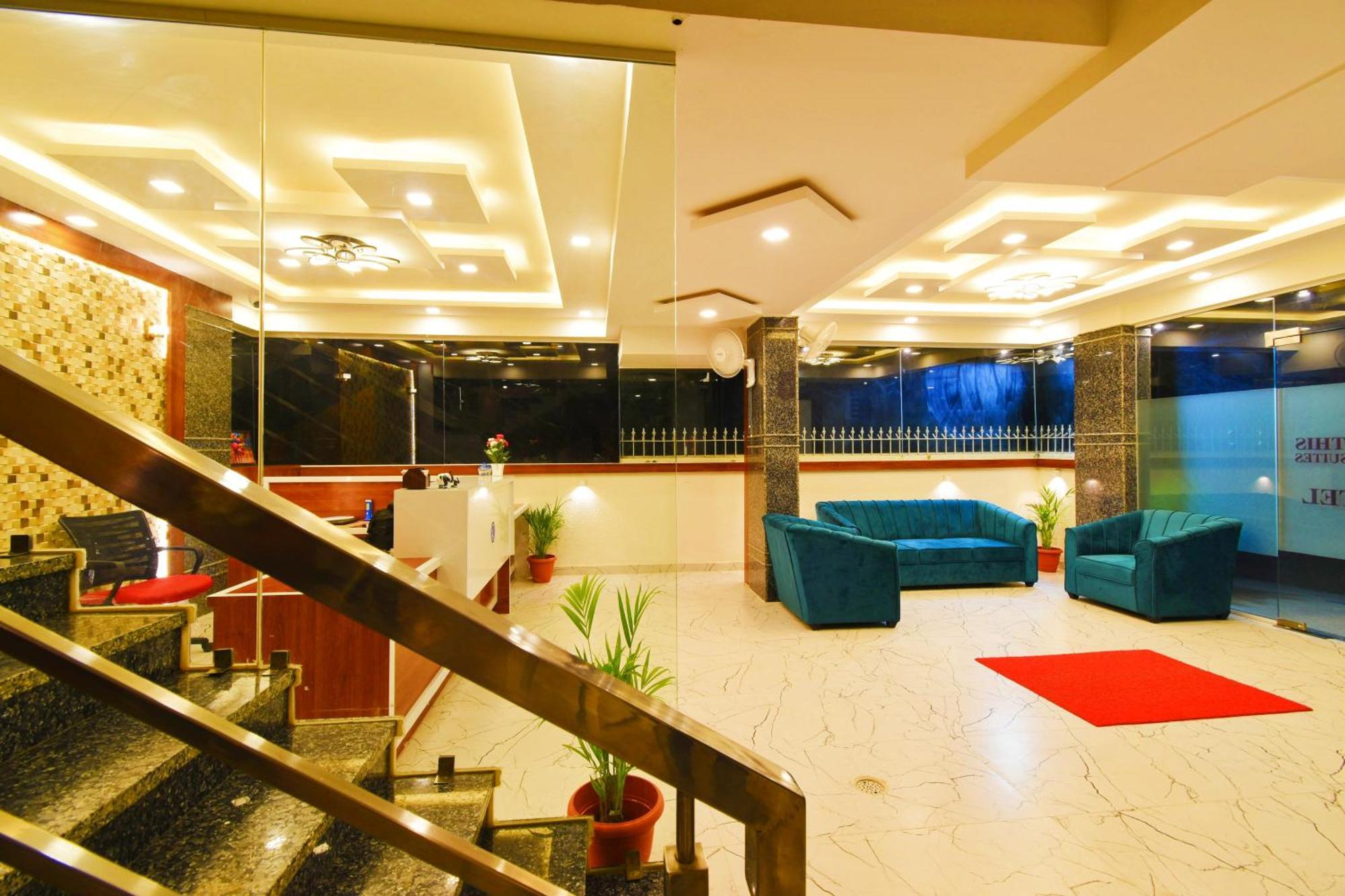 Keerthis Royal Suites - Near International Airport Terminal 1 And 2 Yelahanka Exterior foto